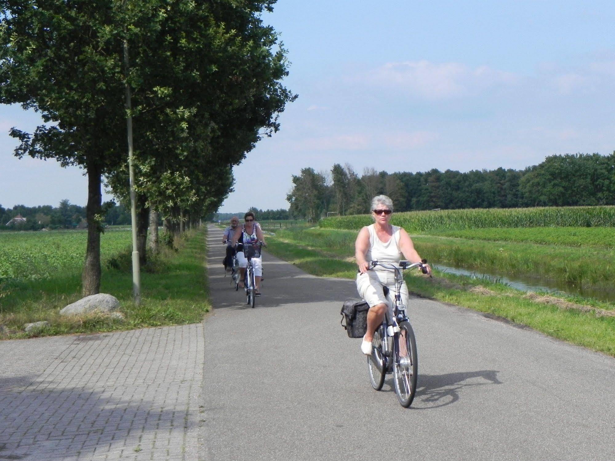 Hotel Het Witte Veen Witteveen Luaran gambar